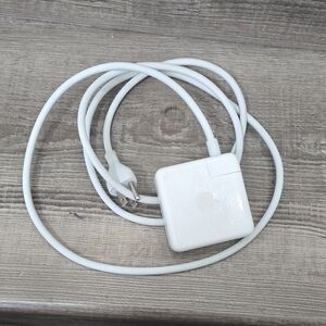 Apple White Power Adapter Cable
